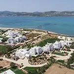 Sunray Paros Front 2 Bedroom House Next To Kite Sports Semesterbostad
