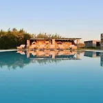 Semesterbostad Sunray Paros Front 2 Bedroom House Next To Kite Sports *