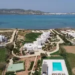 Sunray Paros Front 2 Bedroom House Next To Kite Sports Semesterbostad *