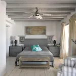 Sunray Paros Front 2 Bedroom House Next To Kite Sports Semesterbostad *