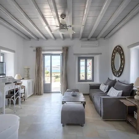 Sunray Pounta Paros Beachfront Near Kitesurf Сasa de vacaciones Pounda