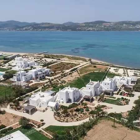 Sunray Pounta Paros Beachfront Near Kitesurf Feriehus