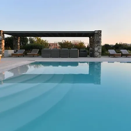 Sunray Pounta Paros Beachfront Near Kitesurf Pounda