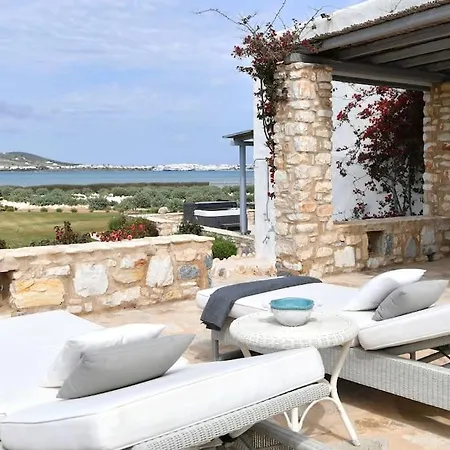 Sunray Pounta Paros Beachfront Near Kitesurf Feriehus Pounda