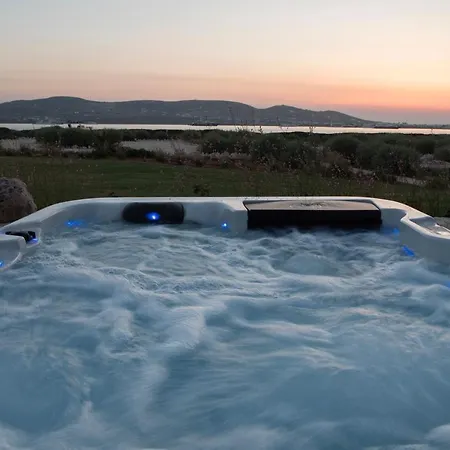別荘 Sunray Paros Front 2 Bedroom House Next To Kite Sports Pounda