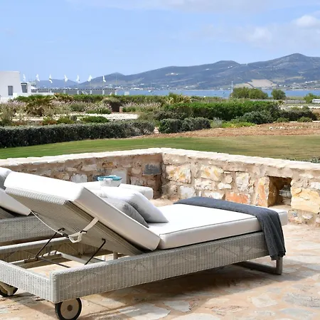 Sunray Pounta Paros Beachfront Near Kitesurf Pounda