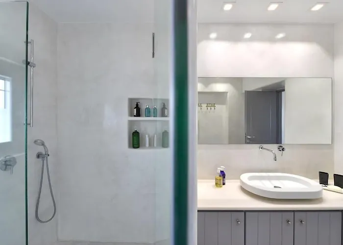 Sunray Paros Front 2 Bedroom House Next To Kite Sports Сasa de vacaciones *